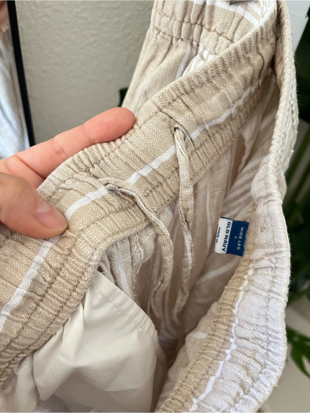 Old Navy Linen Blend Beige Striped Wide Leg Pull-On Cropped Pants Size Small - Picture 6 of 8